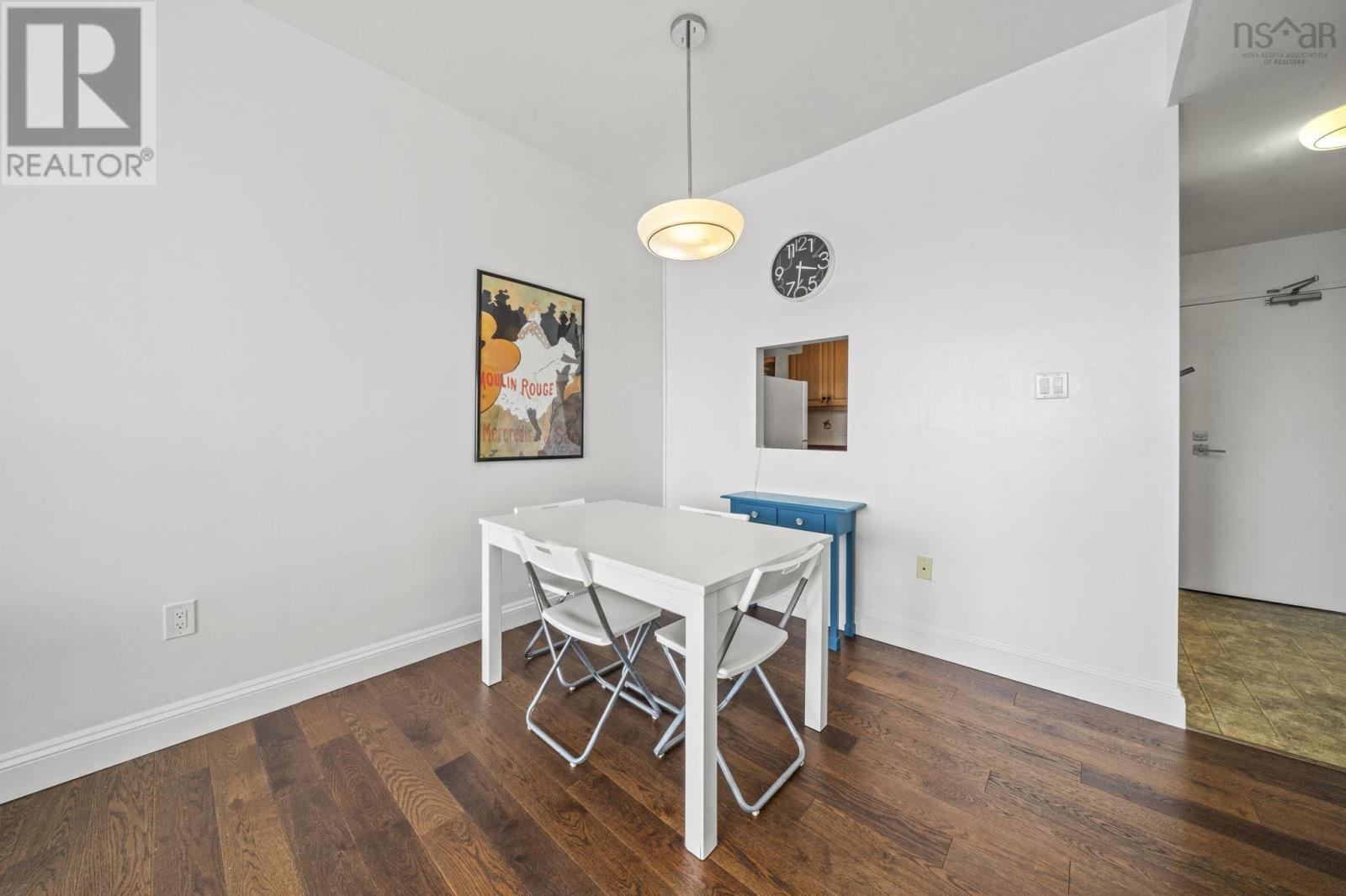Ph6 5572 North Ridge Road Property Photo 12