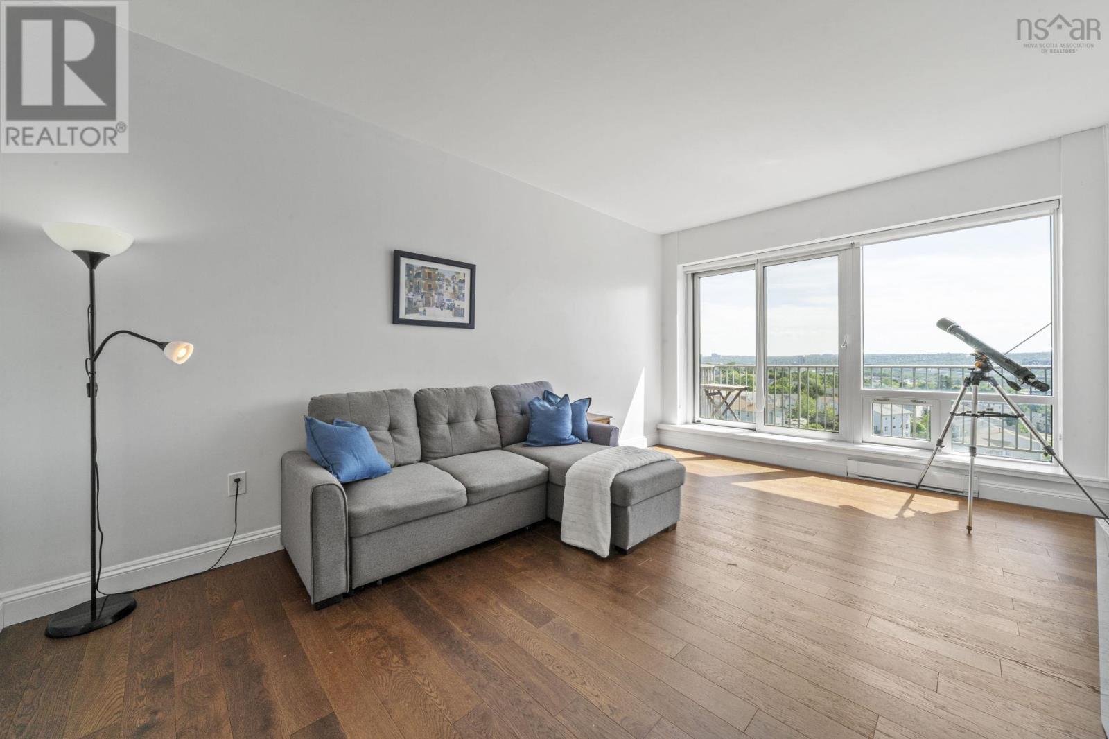 Ph6 5572 North Ridge Road Property Photo 18