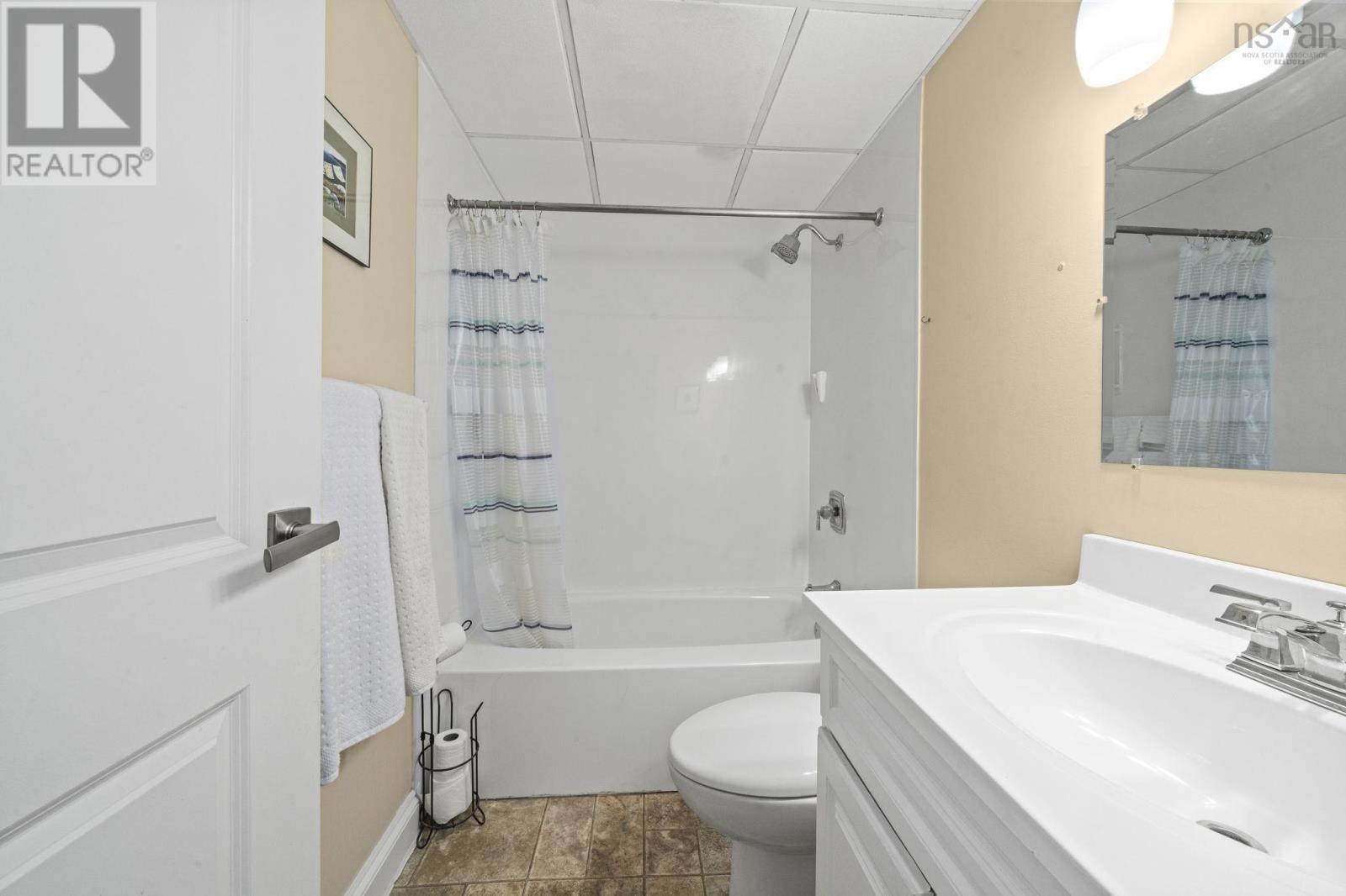 Ph6 5572 North Ridge Road Property Photo 30