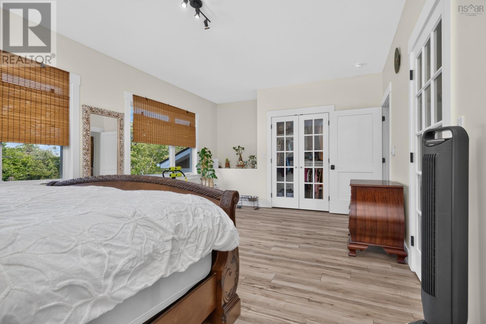 819 Bissett Road Property Photo 15