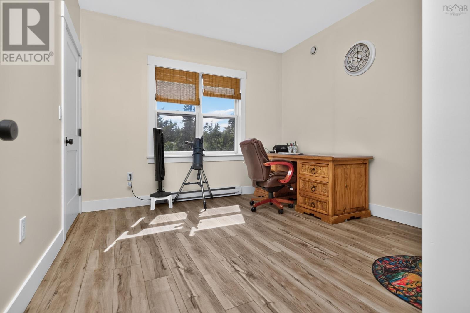 819 Bissett Road Property Photo 20