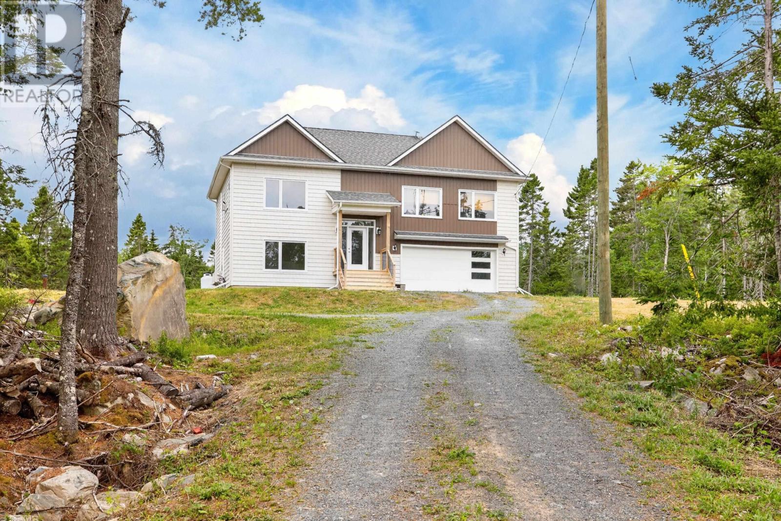 819 Bissett Road Property Photo 34
