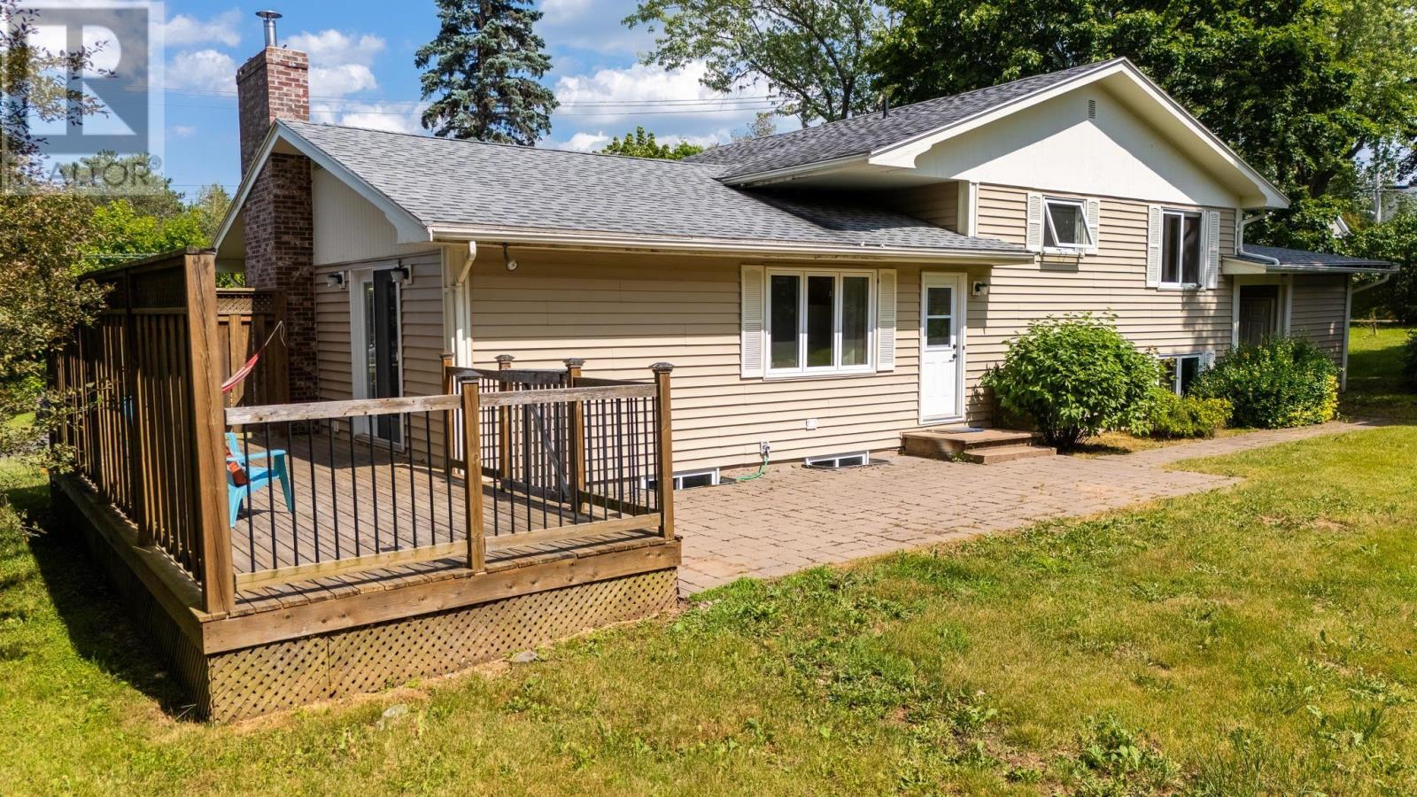 20 Grandview Drive Property Photo 7