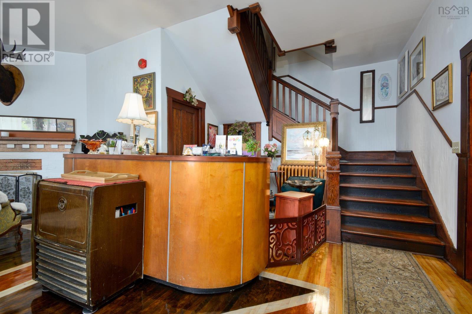 345 Esplanade Street Property Photo 11