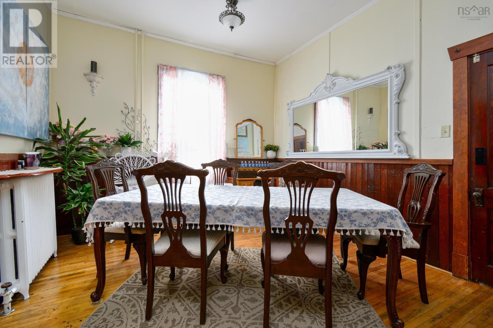 345 Esplanade Street Property Photo 13