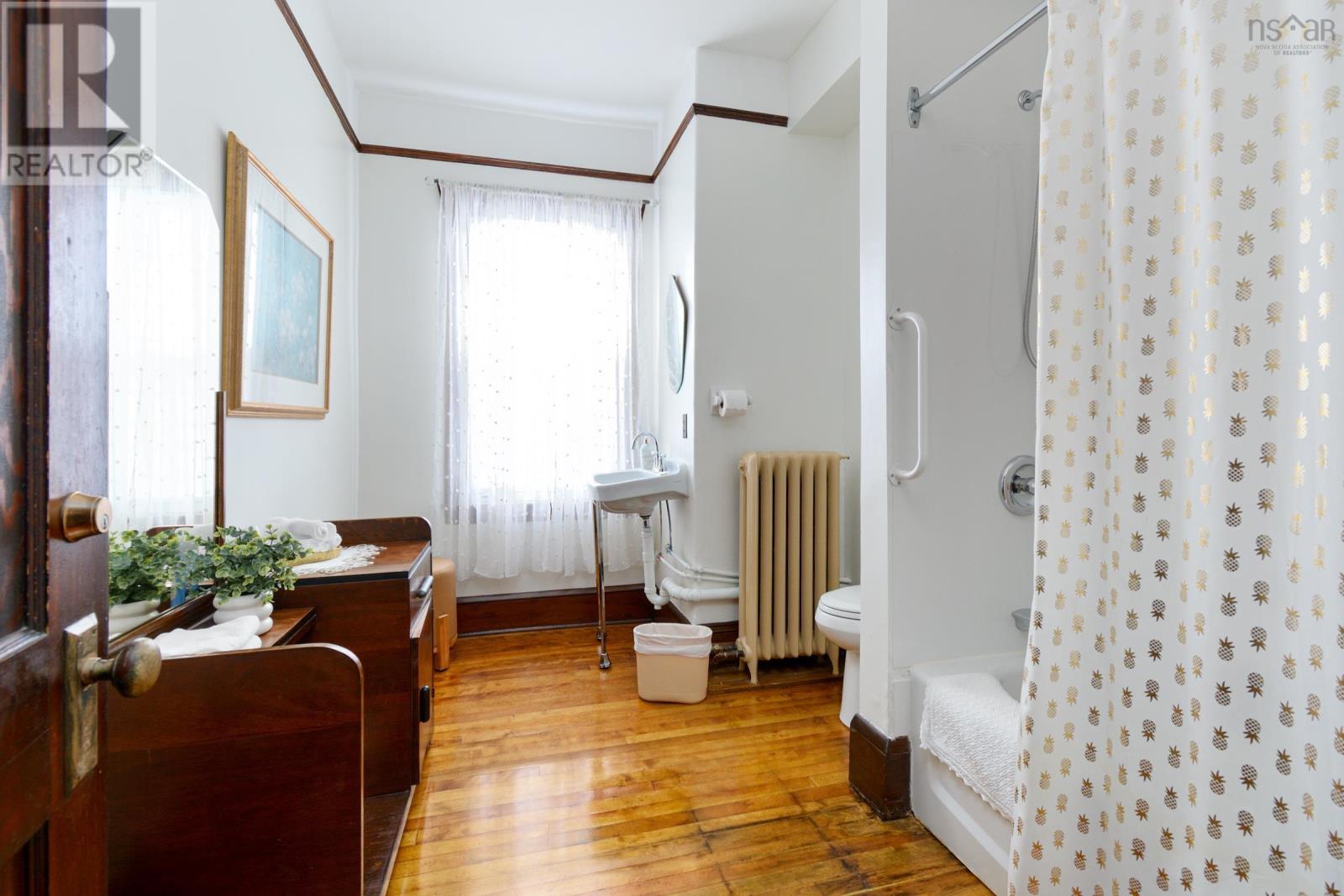 345 Esplanade Street Property Photo 20