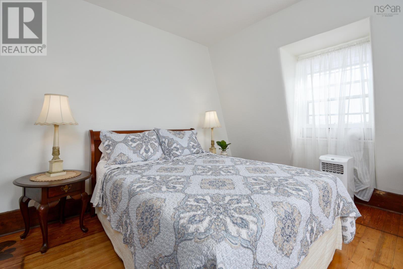 345 Esplanade Street Property Photo 35