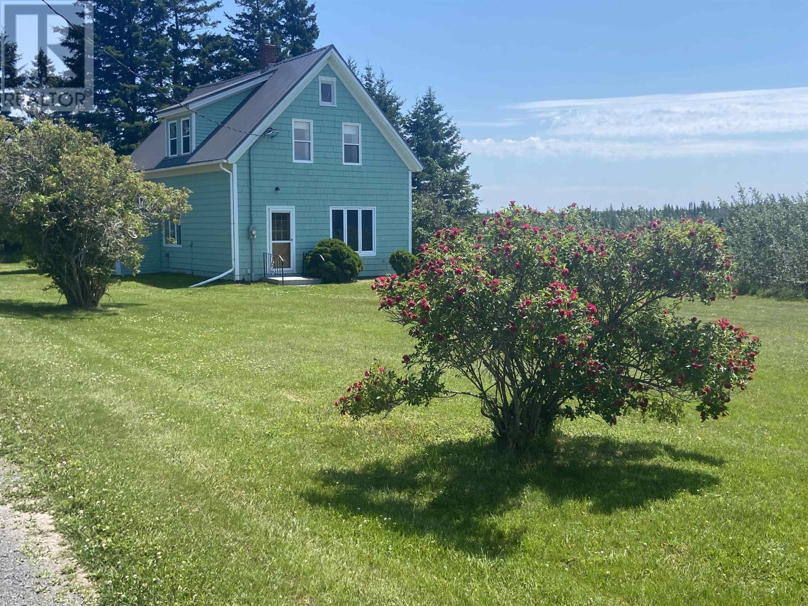 760 Baltic Road Property Photo 3