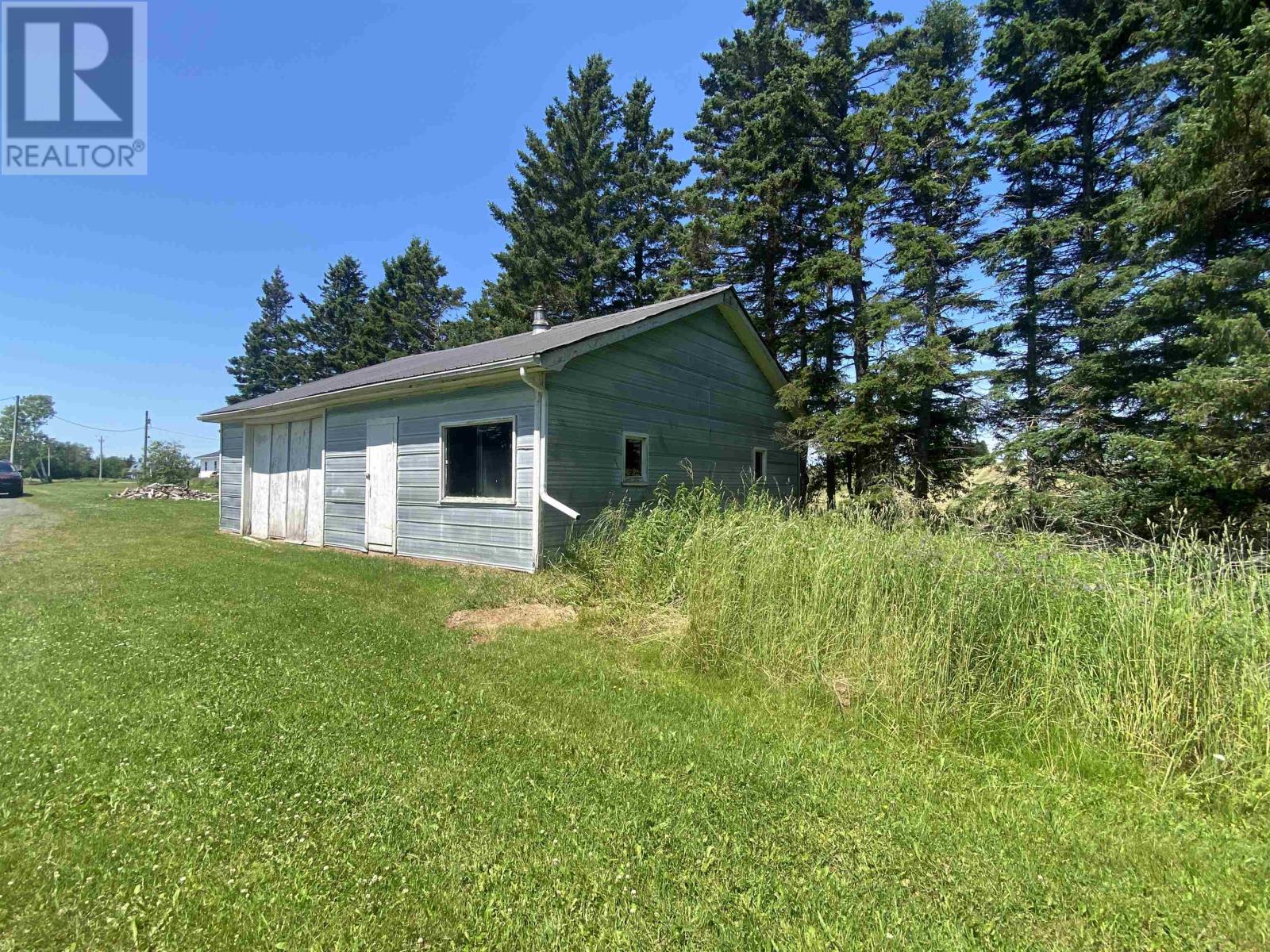 760 Baltic Road Property Photo 7