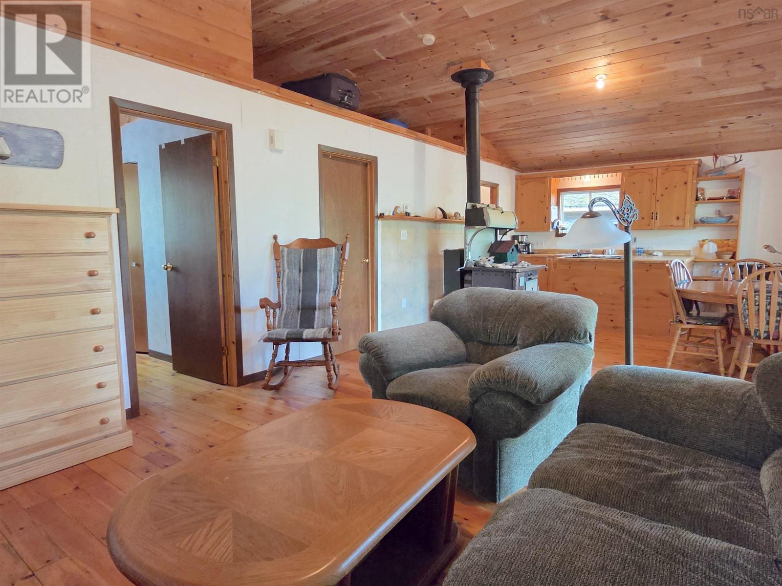 90 Pipe Cove Drive Property Photo 13
