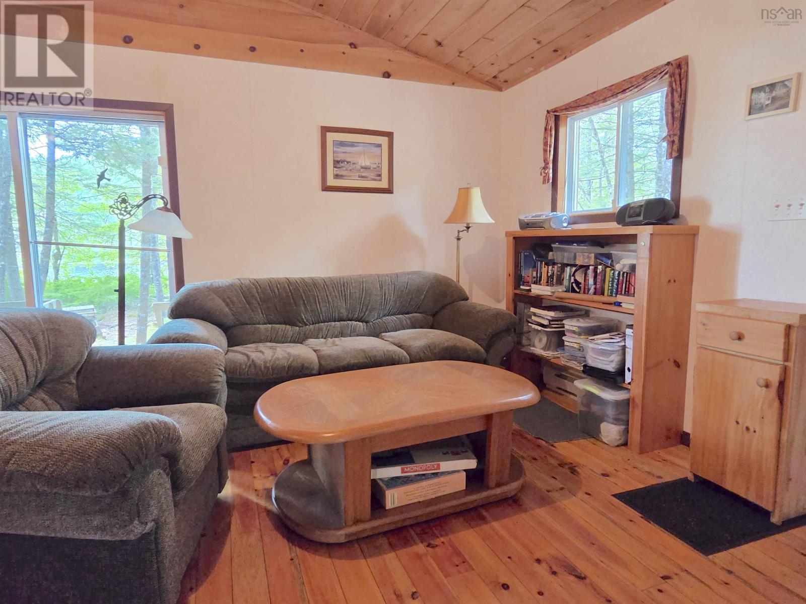 90 Pipe Cove Drive Property Photo 14