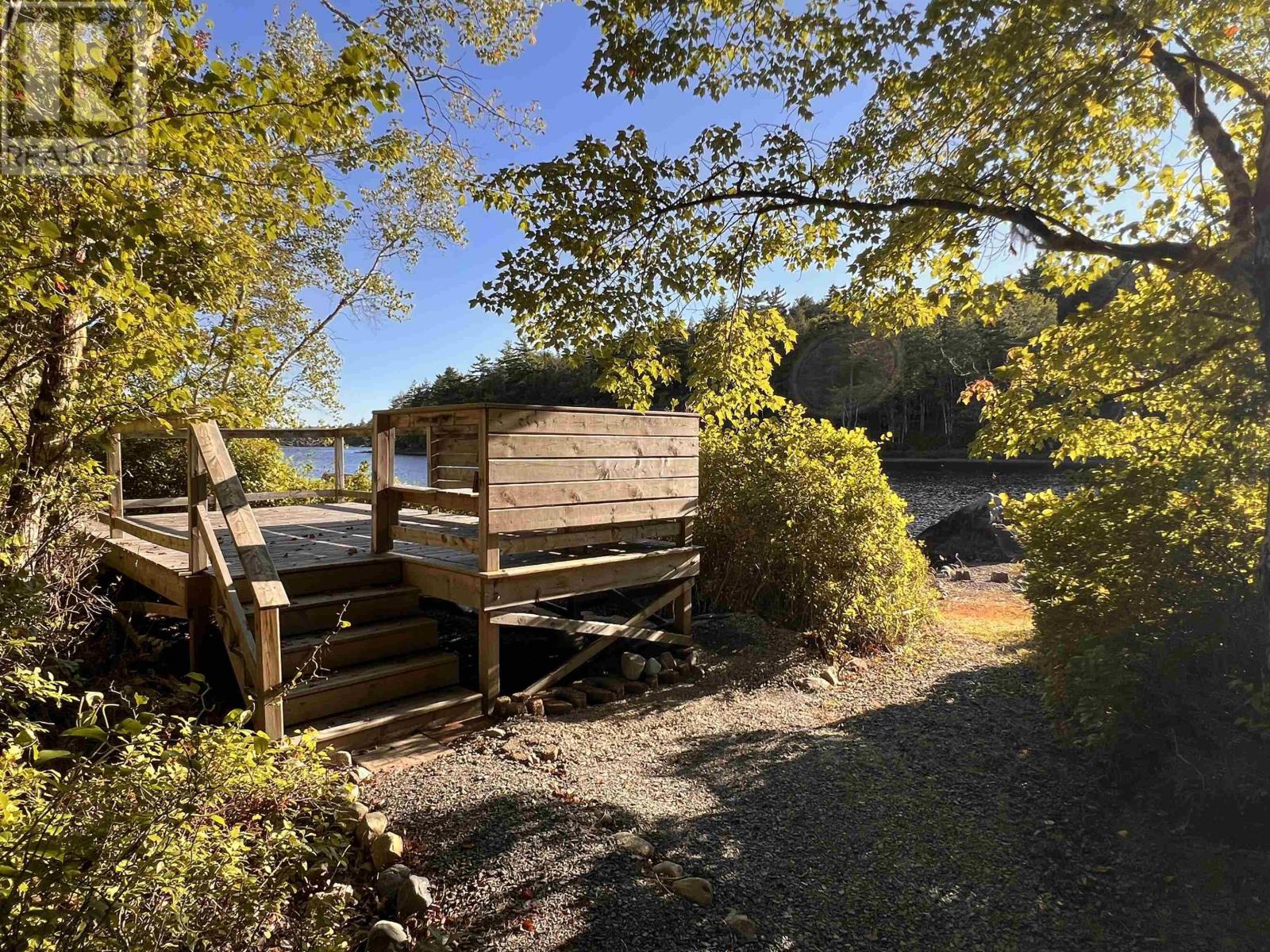 90 Pipe Cove Drive Property Photo 22