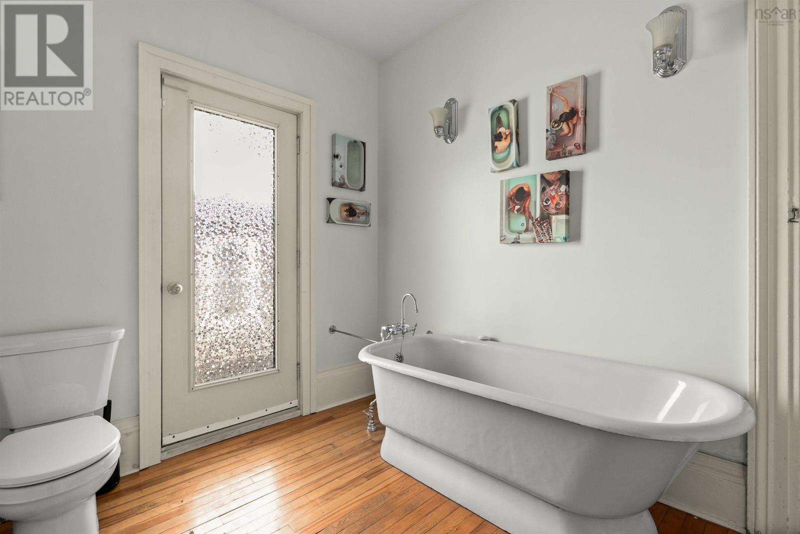 1278 Queen Street Property Photo 29