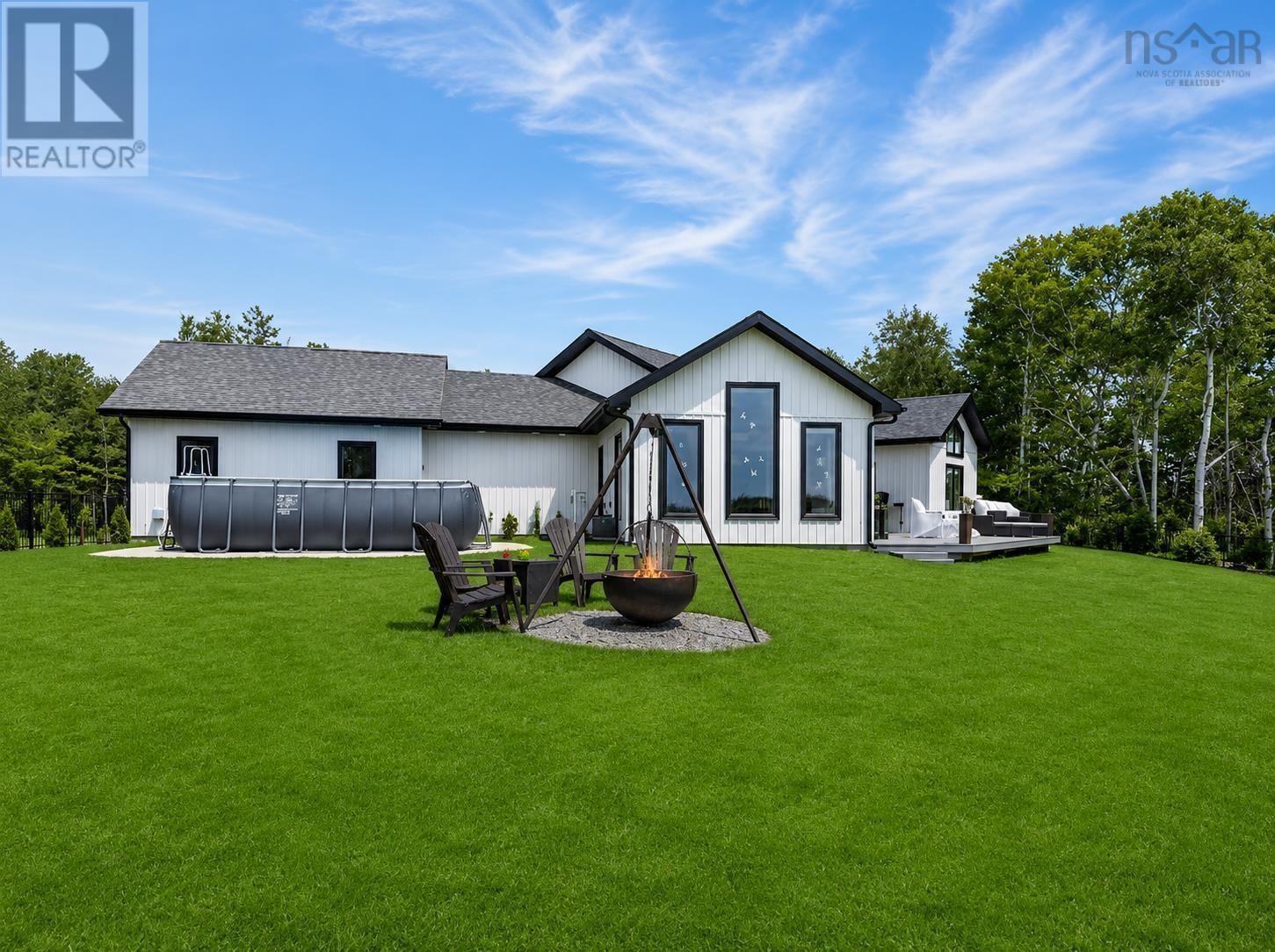 188 Sheiling Drive Property Photo 6