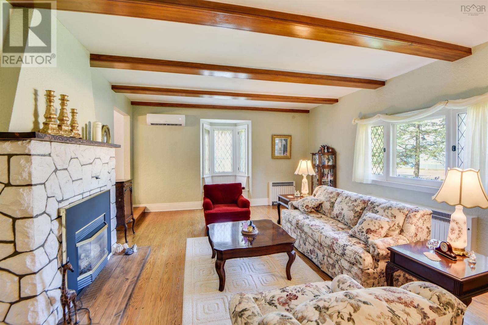 92 Albert Street Property Photo 14