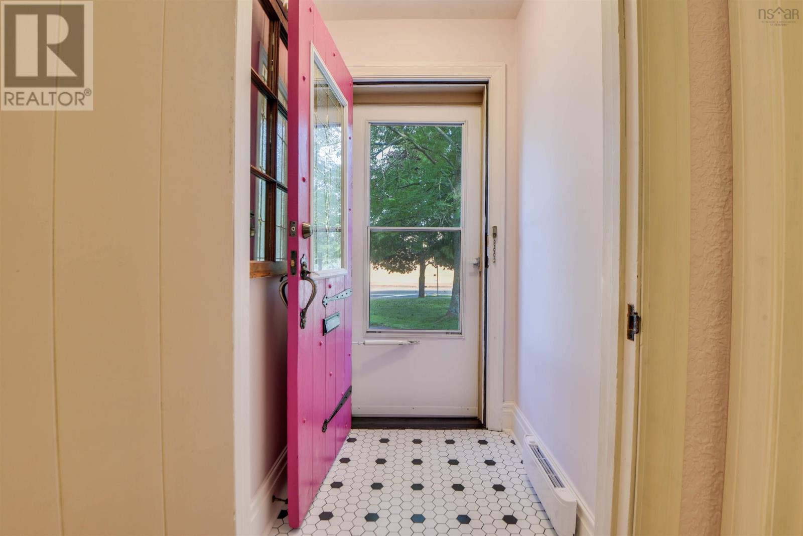 92 Albert Street Property Photo 18