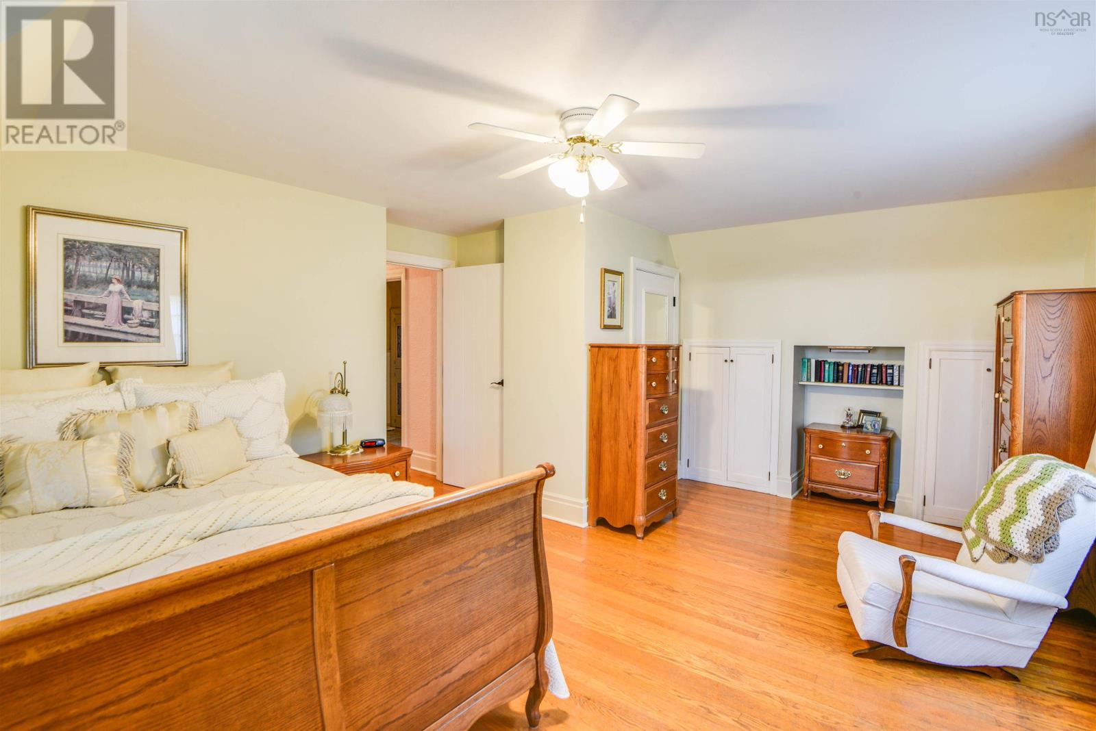 92 Albert Street Property Photo 26