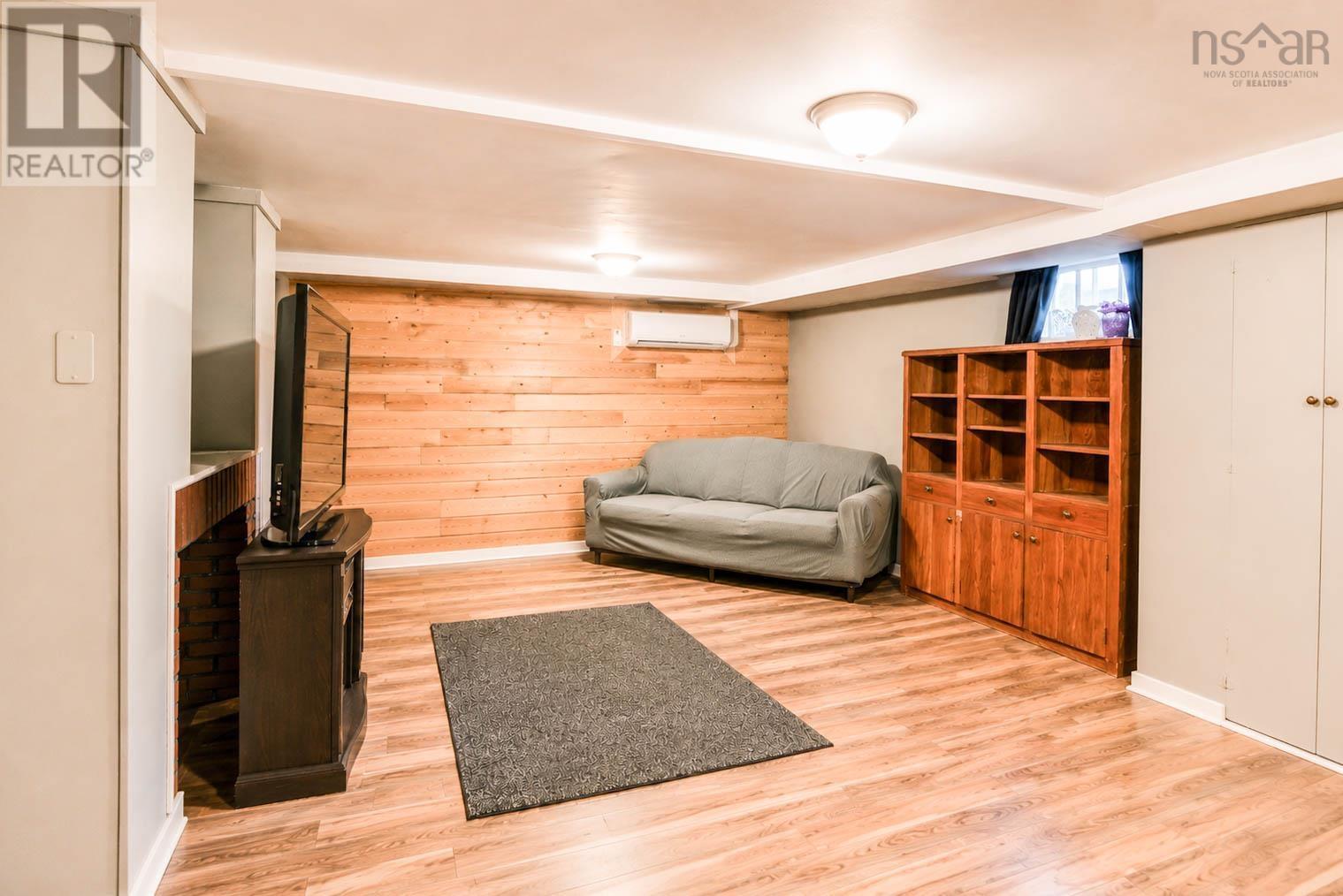 92 Albert Street Property Photo 33