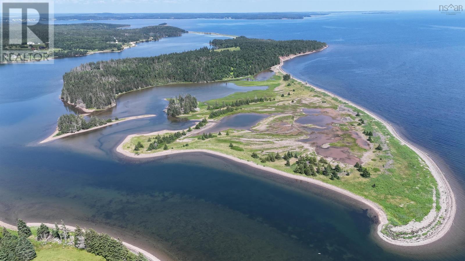 Grand Gully Island Property Photo 1