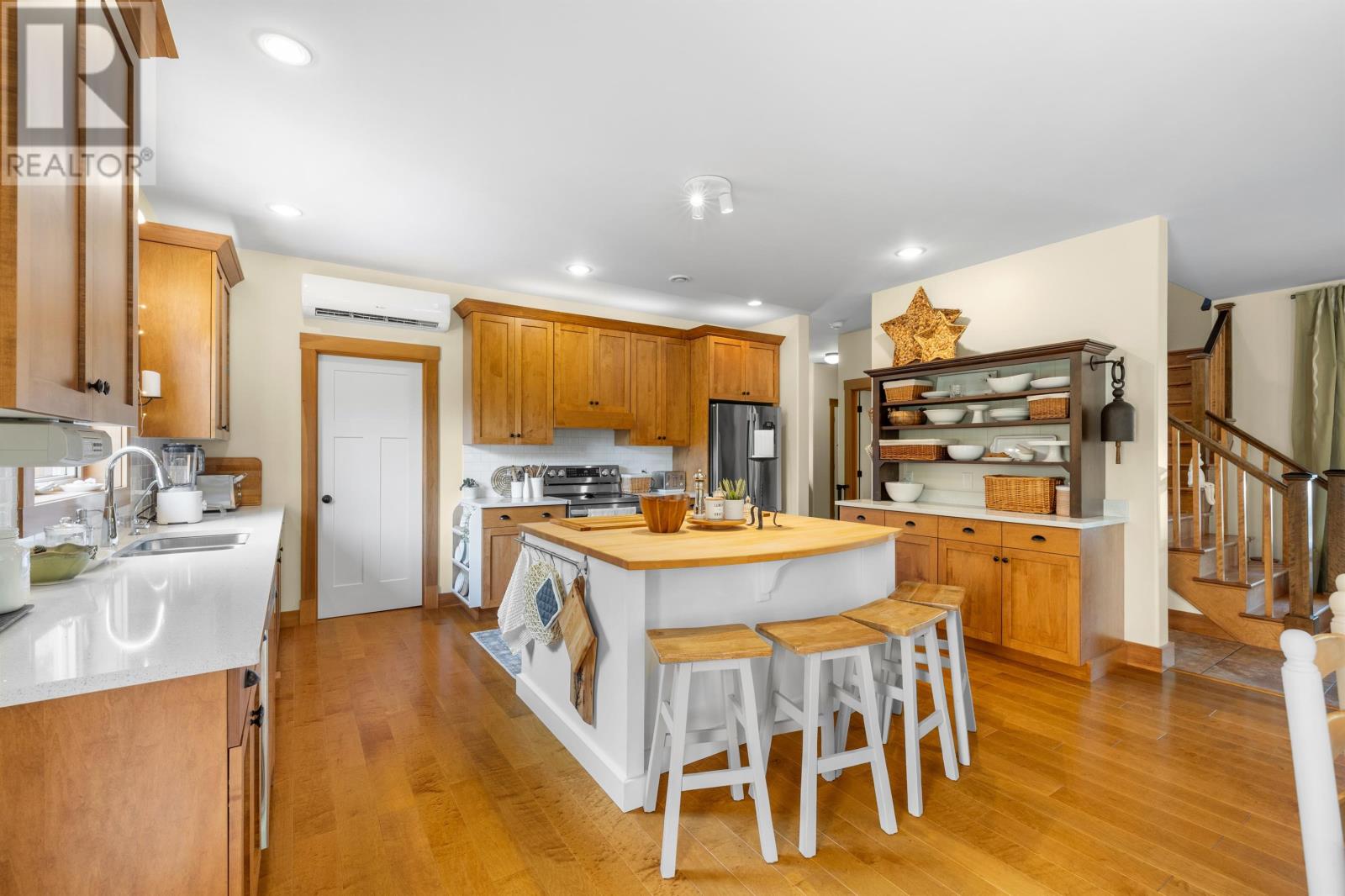 1927 Clarkin Road Property Photo 12