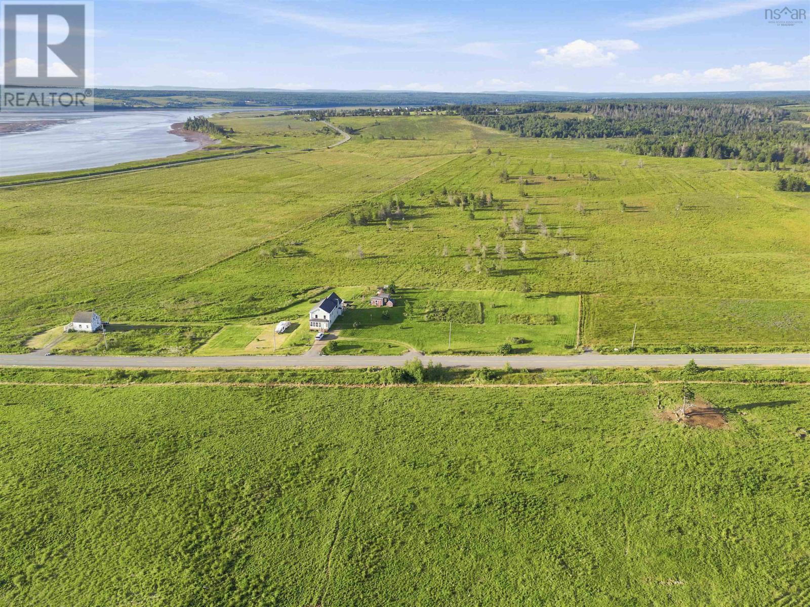 5465 Barronsfield Road Property Photo 1