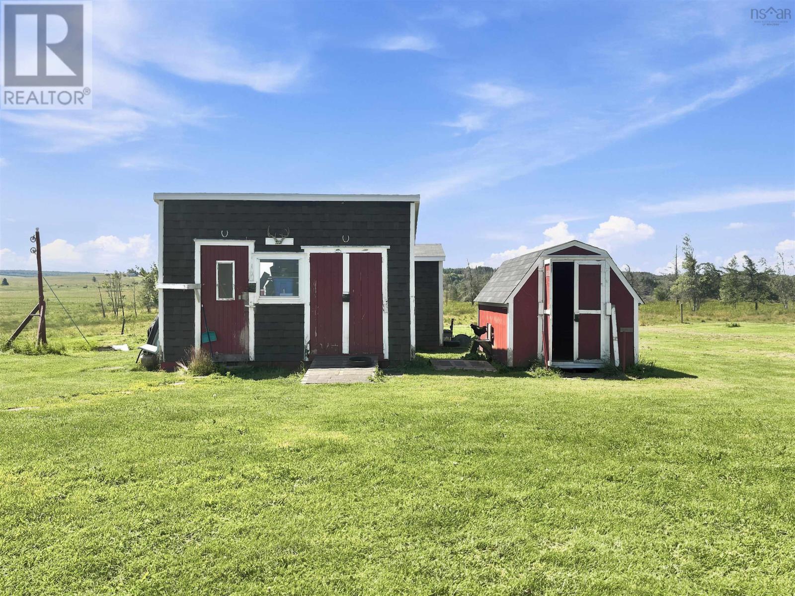 5465 Barronsfield Road Property Photo 9