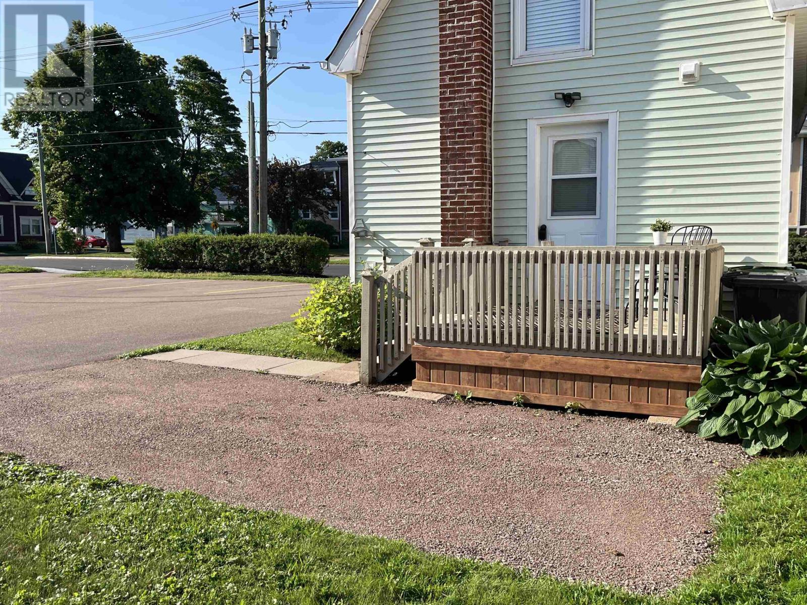 285 Convent Street Property Photo 5