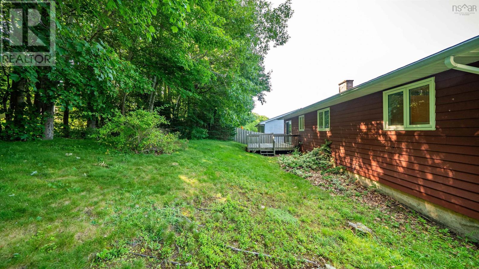 79 Riverview Crescent Property Photo 3