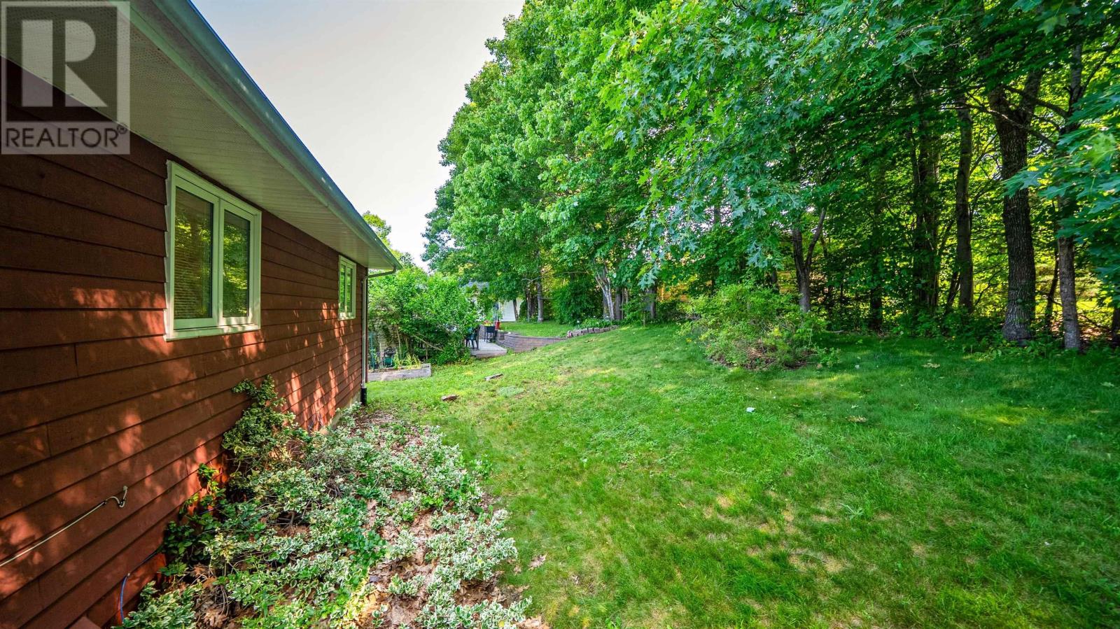 79 Riverview Crescent Property Photo 5