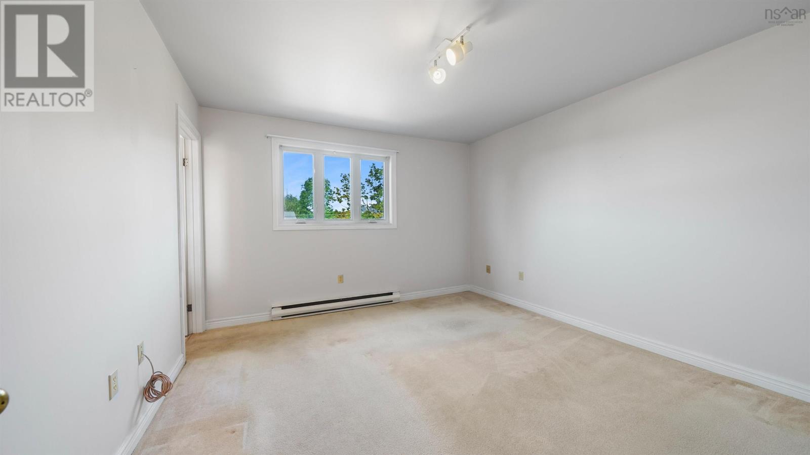 79 Riverview Crescent Property Photo 28