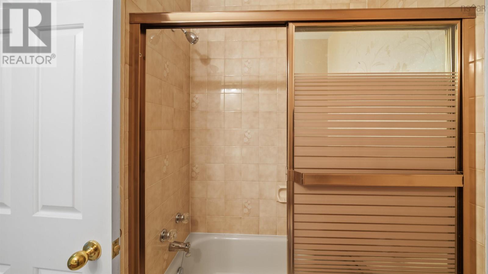 79 Riverview Crescent Property Photo 37