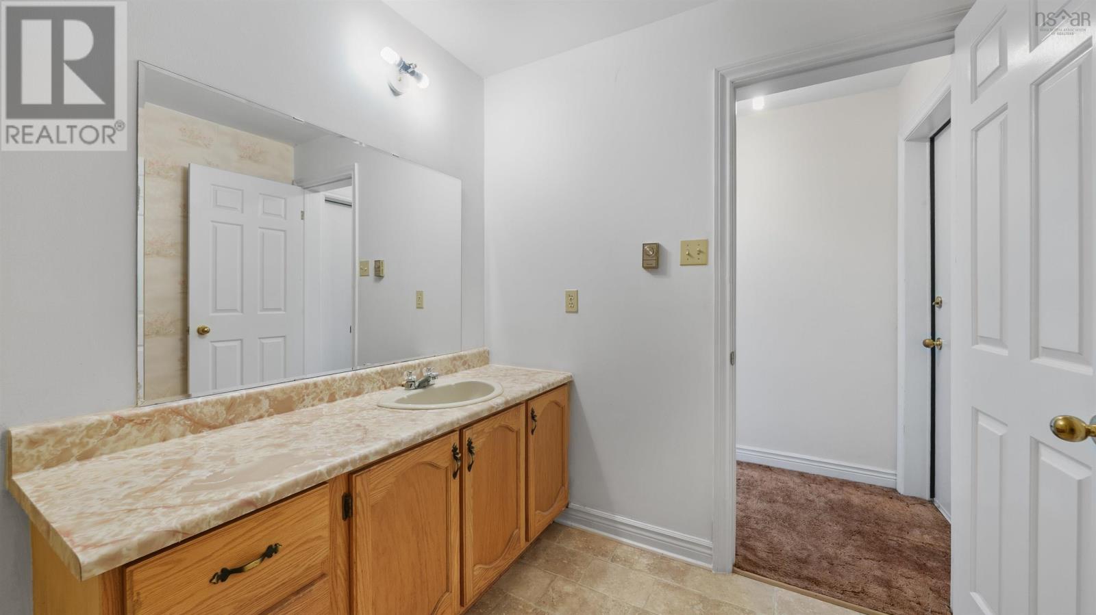 79 Riverview Crescent Property Photo 49