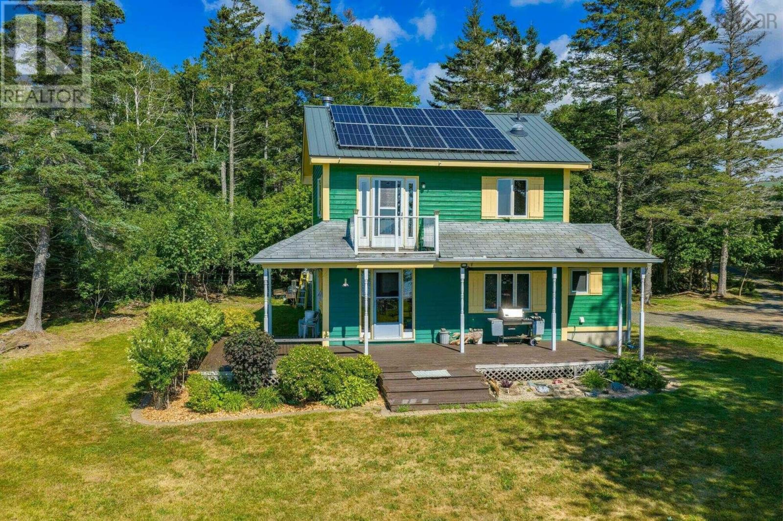 8965 NS-101 Property Photo 1