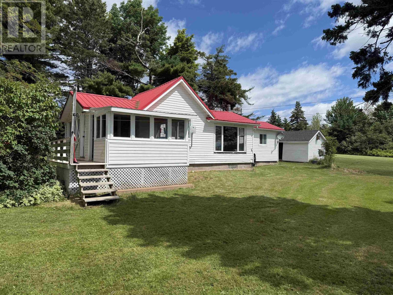 3012 Malagash Road Property Photo 1