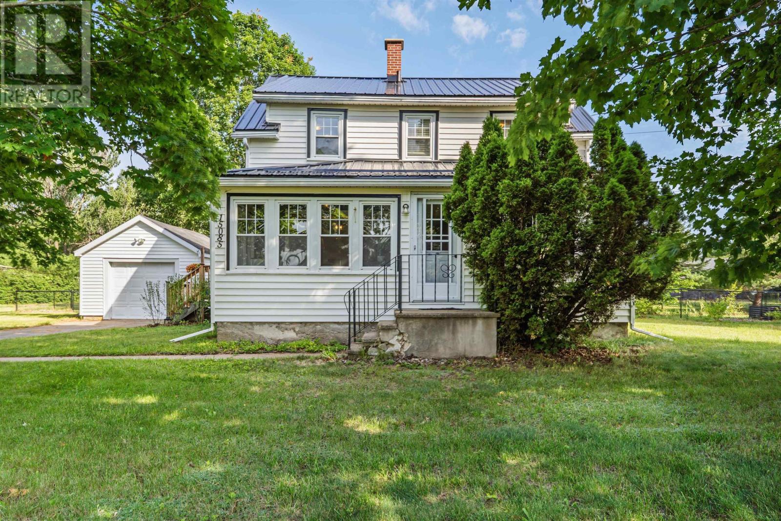 15085 Highway 1 Property Photo 1