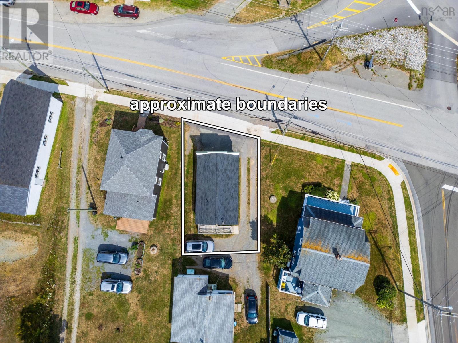 8216 Highway 1 Property Photo 3