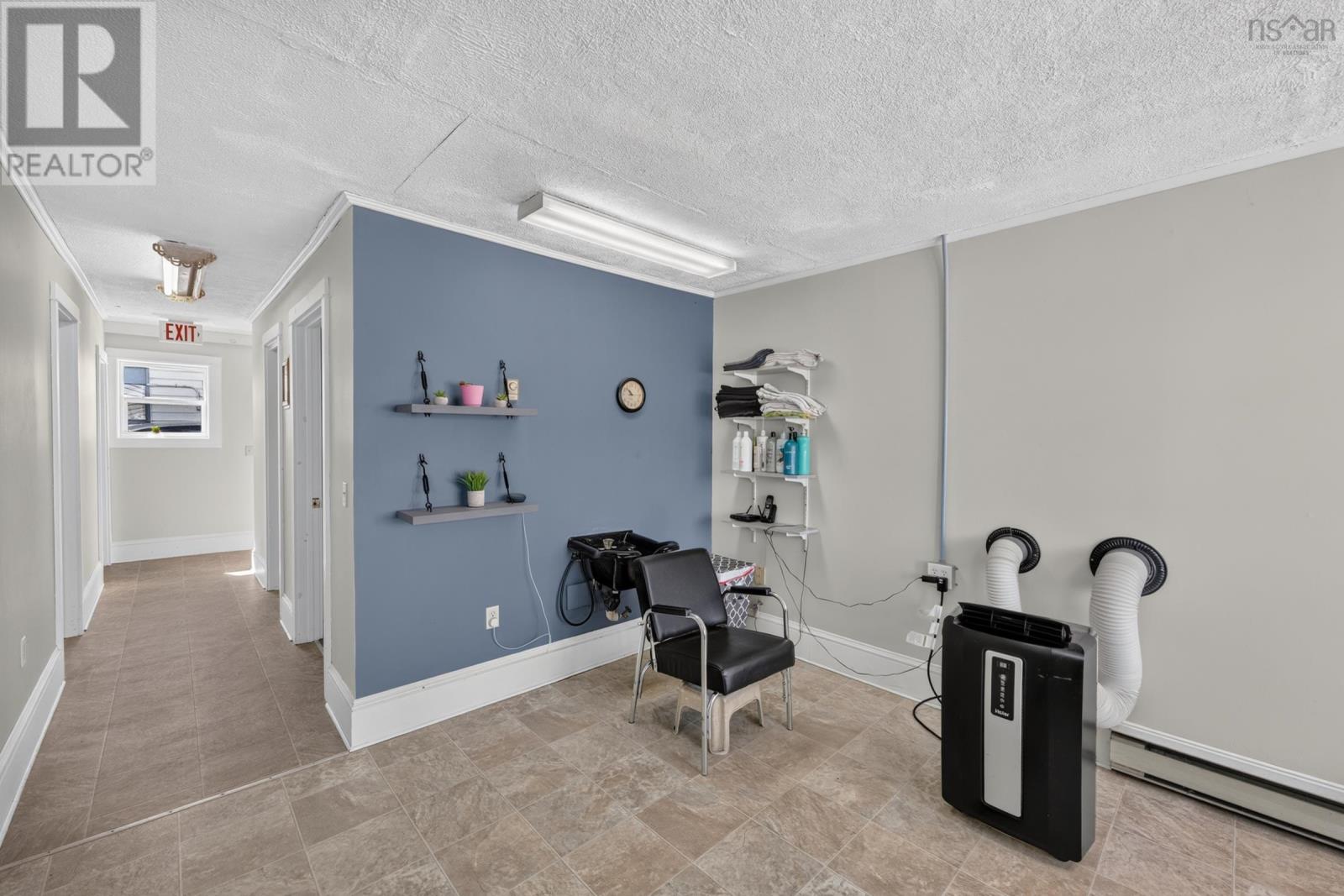 8216 Highway 1 Property Photo 9