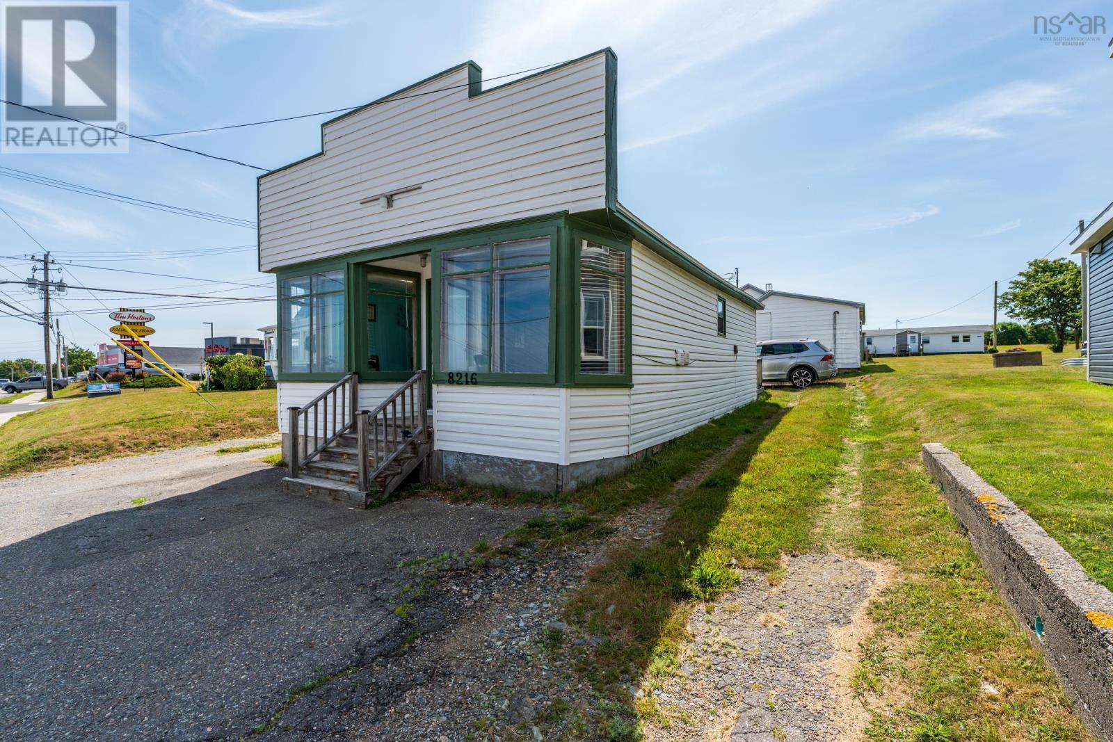 8216 Highway 1 Property Photo 21