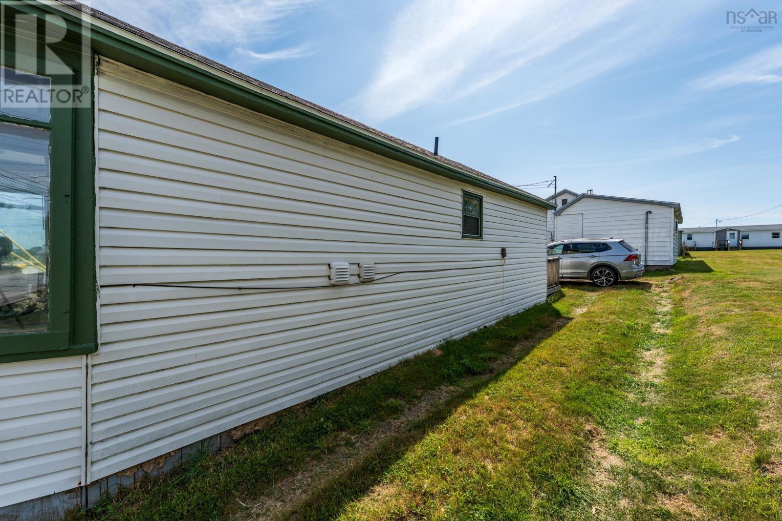 8216 Highway 1 Property Photo 24