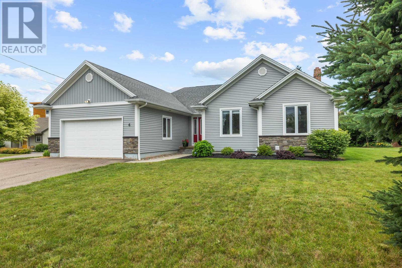 6 Nellie Drive Property Photo 1