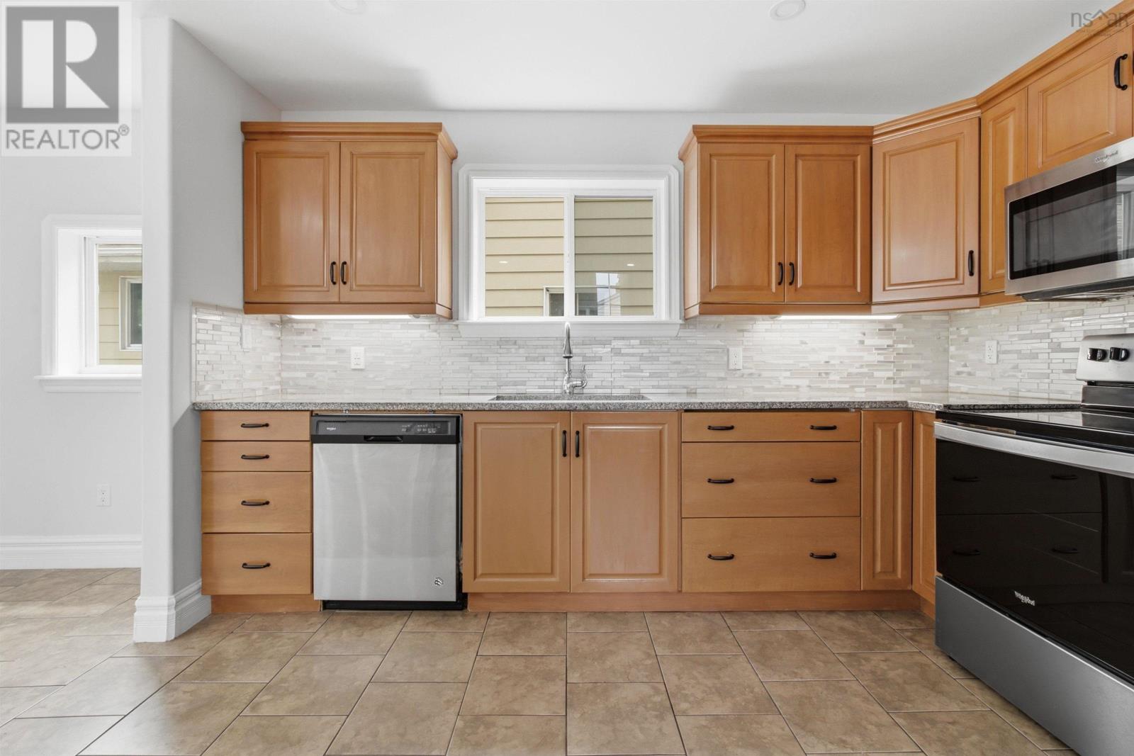 3175 Micmac Street Property Photo 11