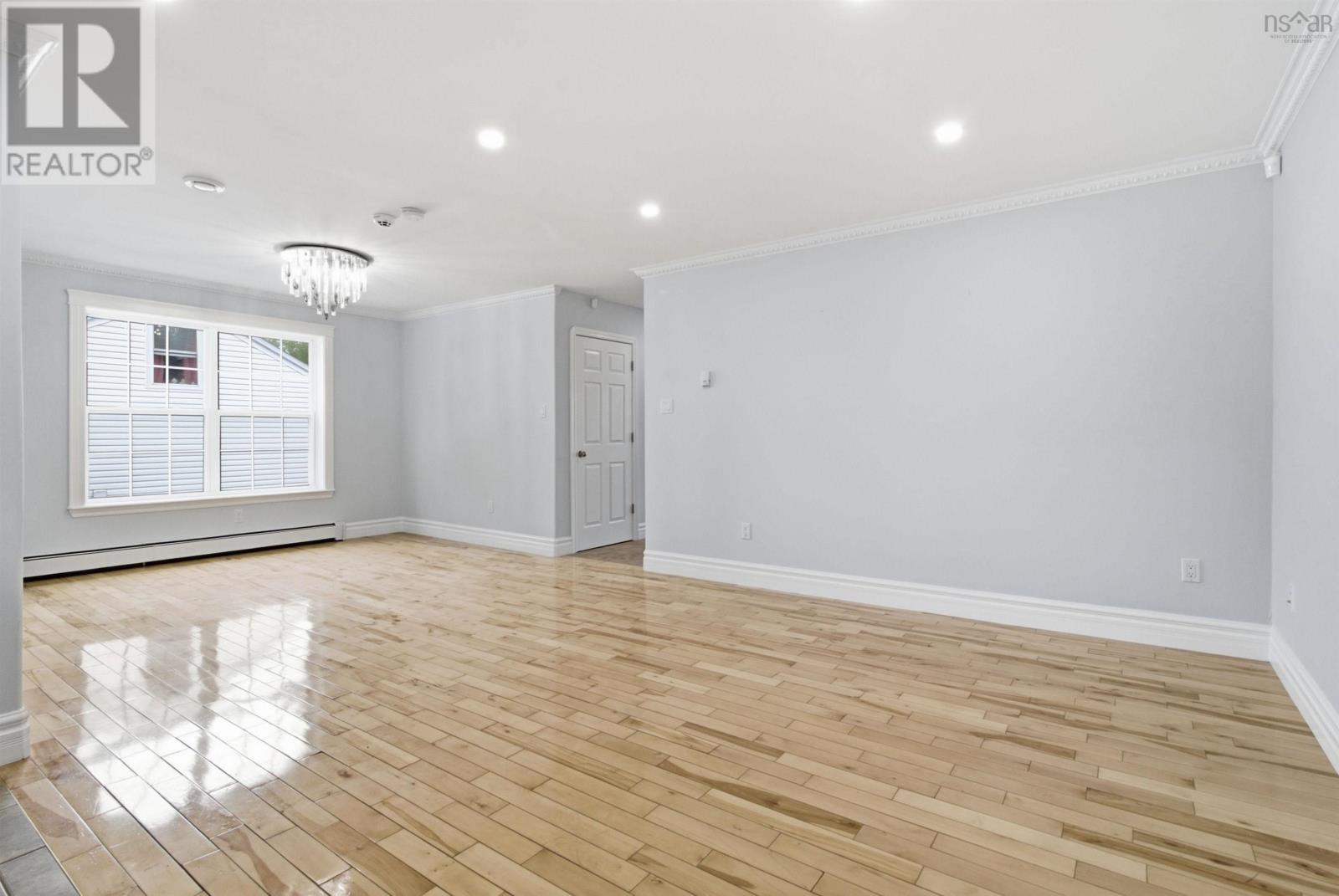 3175 Micmac Street Property Photo 6