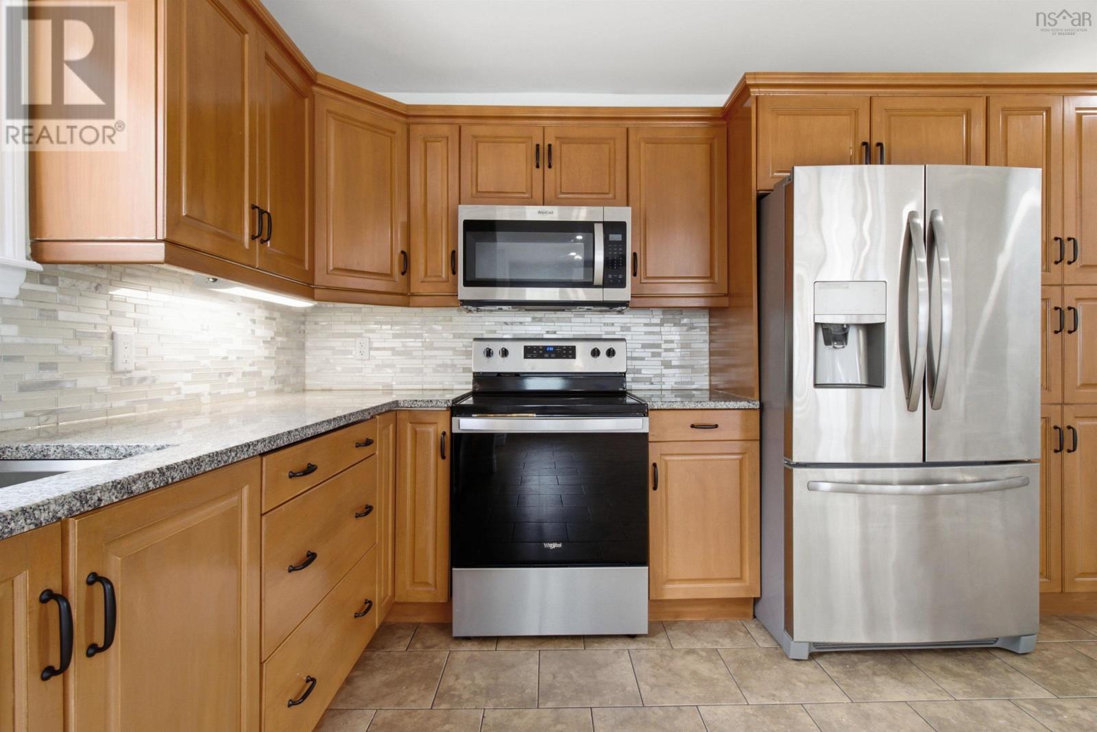 3175 Micmac Street Property Photo 12