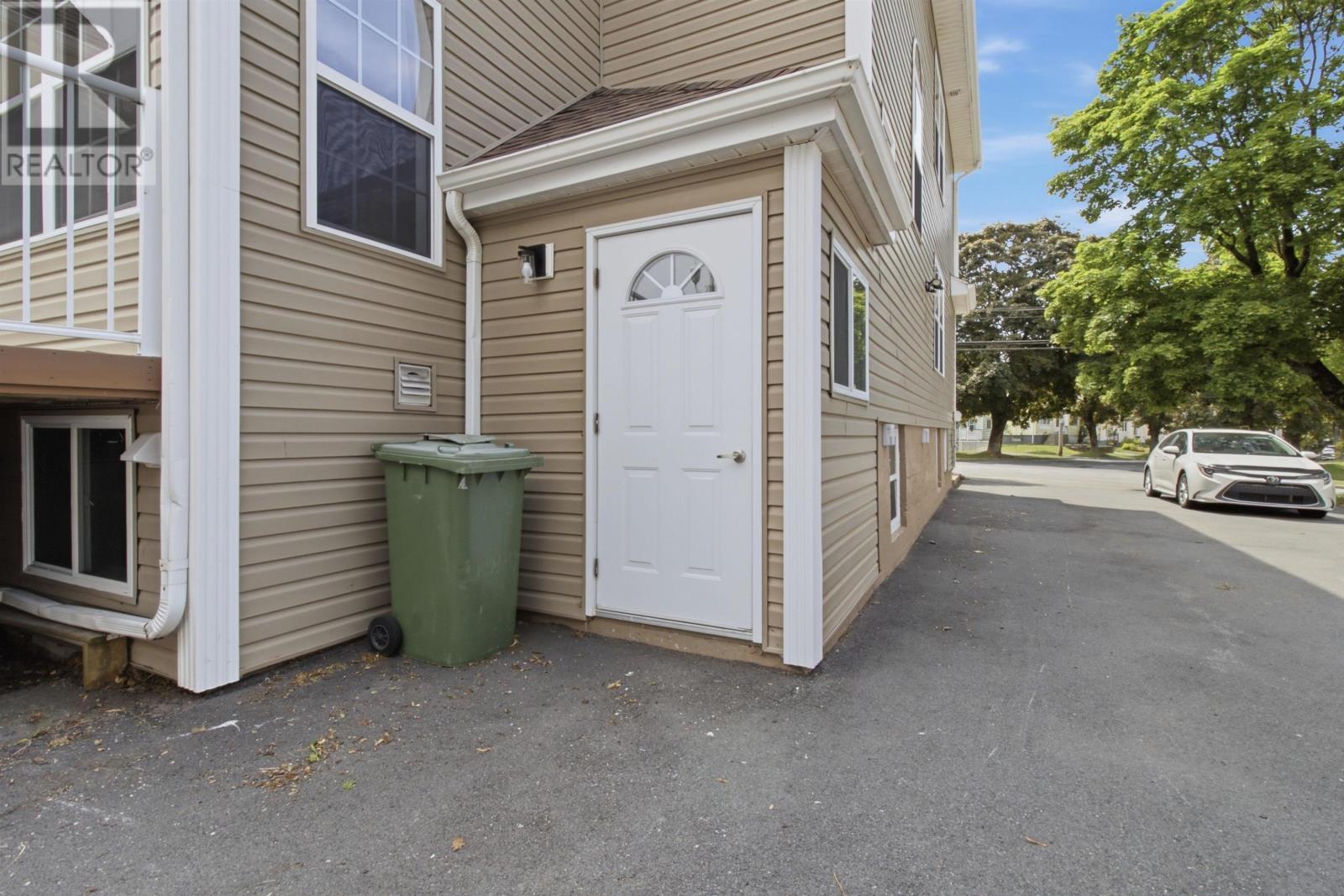 3175 Micmac Street Property Photo 33
