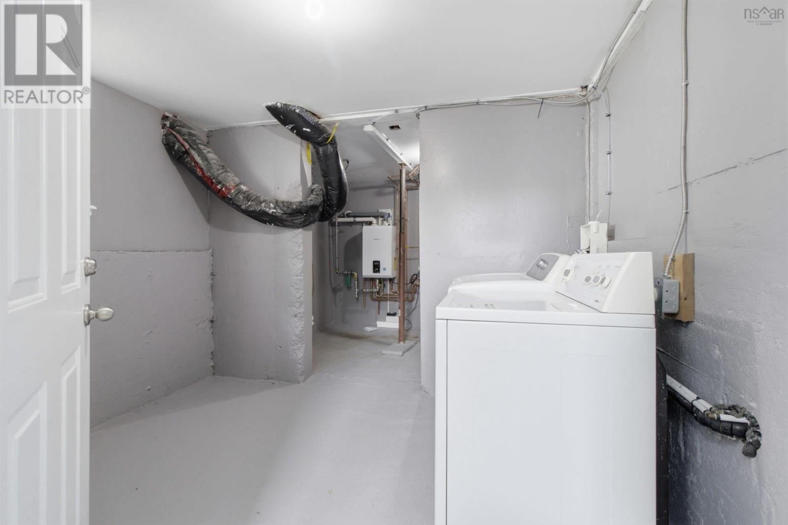 3175 Micmac Street Property Photo 40