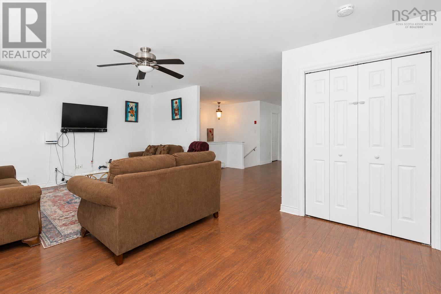 16 Water Street Property Photo 2