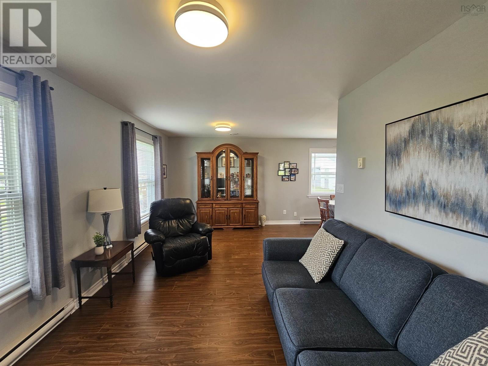28 Pleasant Street Property Photo 1