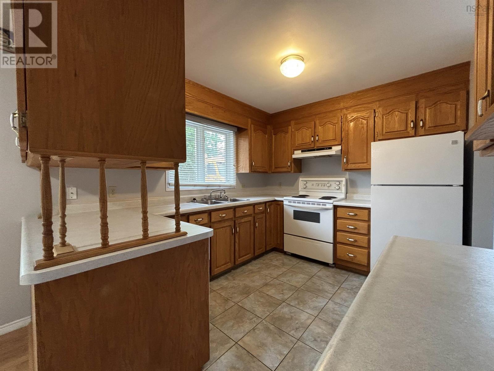 264 Hollingsworth Drive Property Photo 6