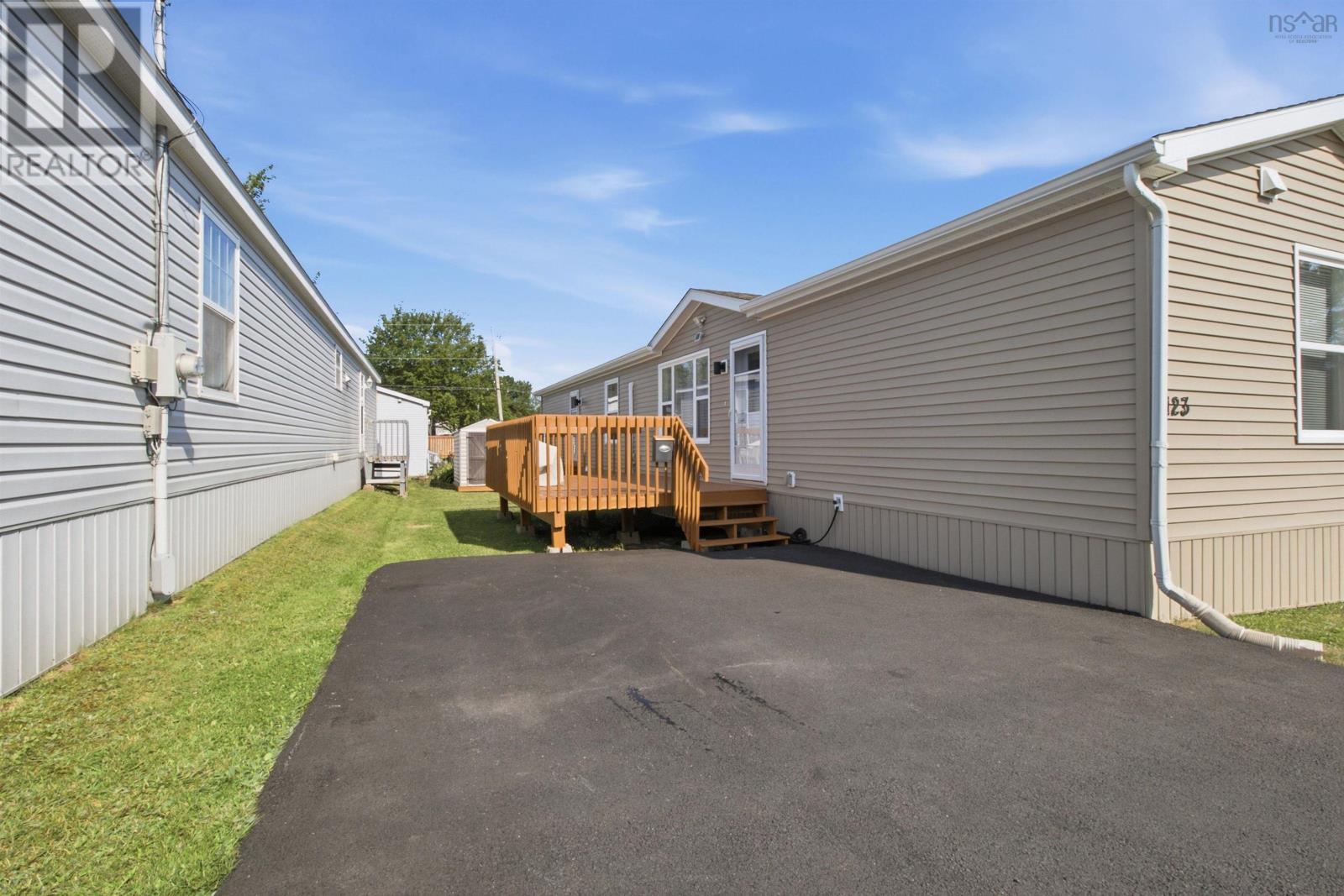 1123 Susan Drive Property Photo 24