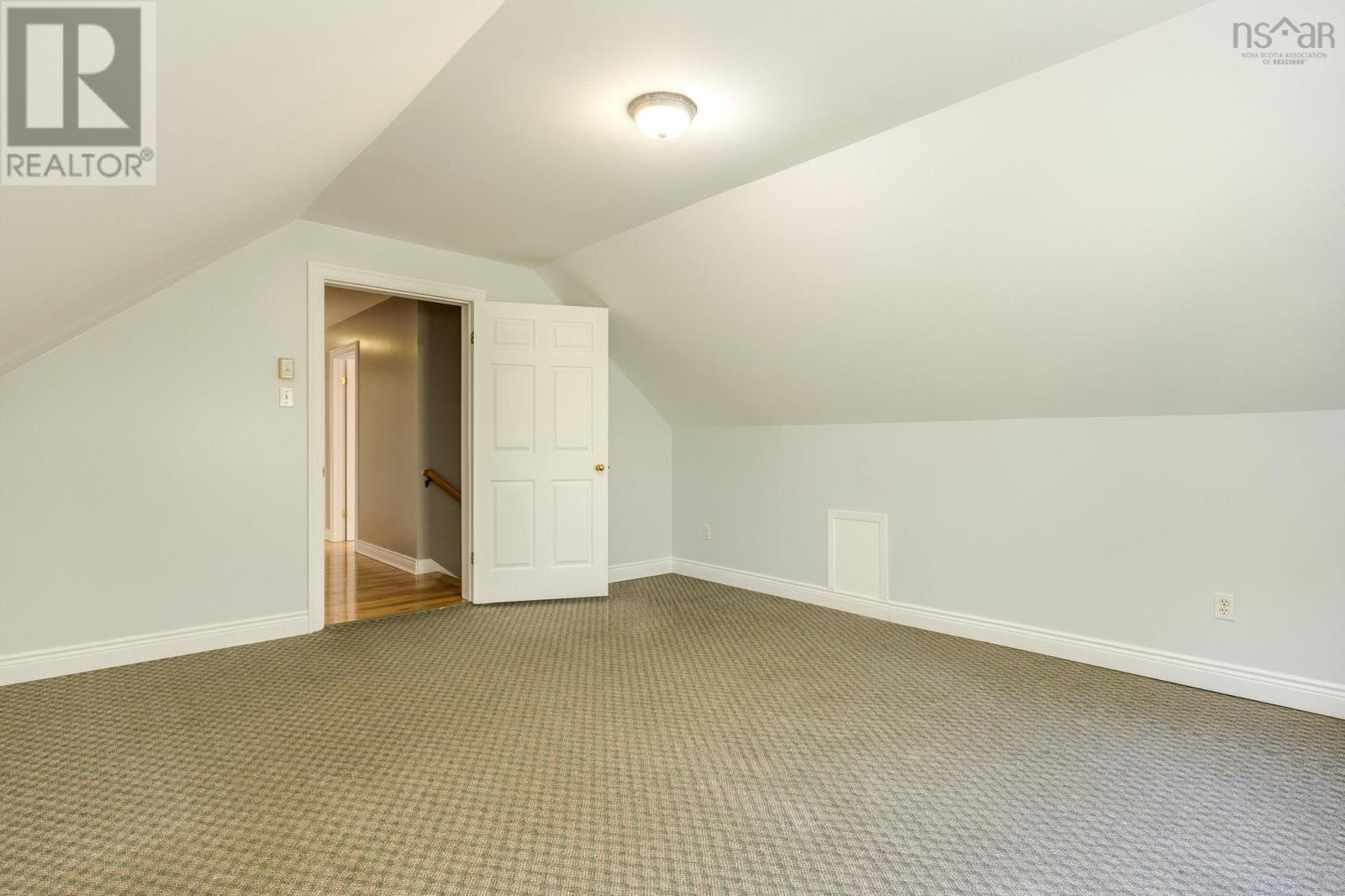 174 Prospect Avenue Property Photo 29